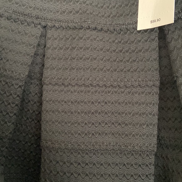 EUC black express skirt size M - Picture 3 of 3